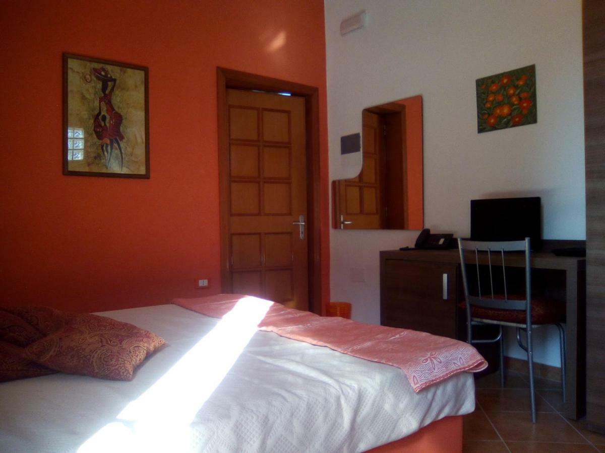 Bed and Breakfast Casa Te La Bradamante Magliano Zewnętrze zdjęcie